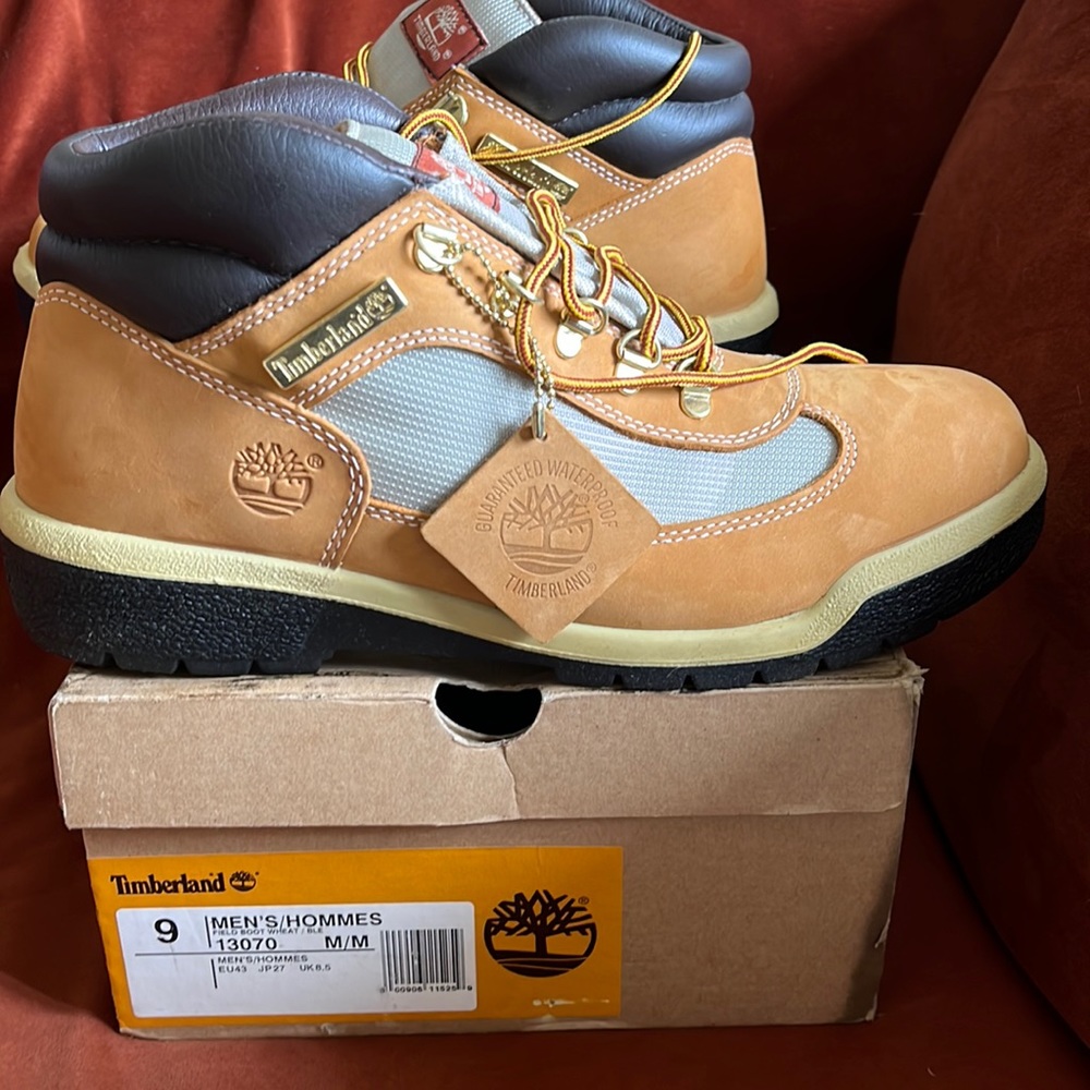 Timberland Field Boot in wheat, size 9